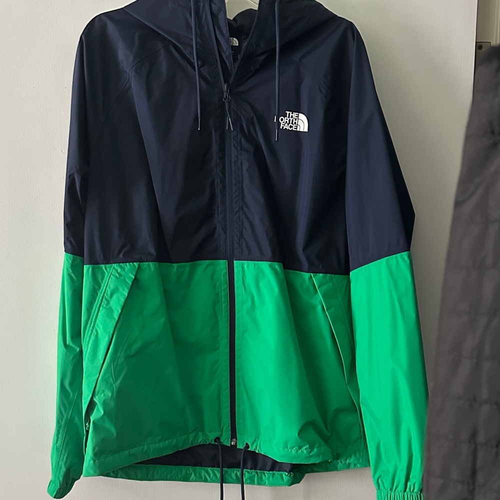 Men’s The North Face Rain Jacket EUC